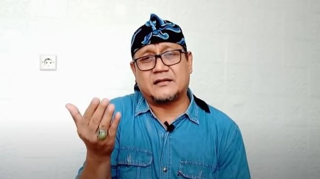 Profil Dan Biodata Edy Mulyadi Umur Agama Politisi Diduga Hina Kalimantan 