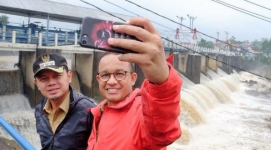 Bima Arya Apresiasi Dana Bantuan Pemprov DKI Jakarta untuk Tangani Banjir