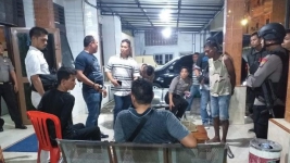 Polisi Amankan Lima Orang Saat Grebek Kampung Narkoba di Medan