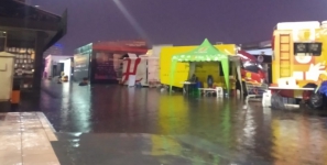 Diguyur Hujan, Java Jazz Festival 2020 Banjir Semata Kaki