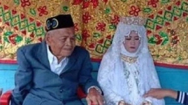 Begini Ceritanya Kakek 103 Tahun Nikahi Gadis 30 Tahun di Sulawesi Selatan yang Sedang Viral