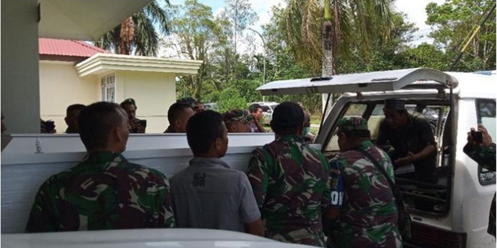 TNI Gugur Ditembak KKSB saat Berwudu untuk Salat Subuh di Timika