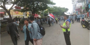 Jalan Margonda Depok Sempat Macet Karna Aksi Long March Mahasiswa 