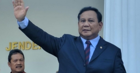 Prabowo Perintahkan Pesawat TNI AU Ambil Alat Medis Khusus Tangani Virus Corona 