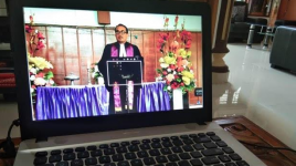 Jemaat GKPI Siantar Kota Terapkan Ibadah Live Streaming di Rumah