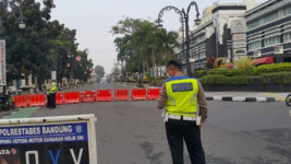 Bandung Terapkan Local Lockdown, Jalan Asia Afrika dan Sekitar Alun-alun Ditutup