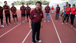 Sepak Terjang Bob Hasan: Manusia 'Langka' di Dunia Olahraga Indonesia