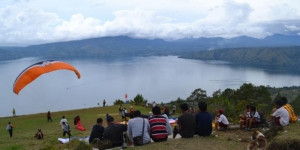 Bingung Cari Lokasi Bermain Paralayang? Ini Lokasinya di Sumatera Utara