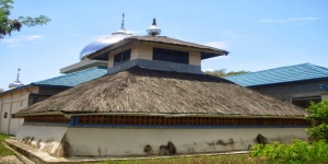Ini 3 Keajaiban yang Terdapat dari Masjid Asal Penampaan yang Pertama Berdiri di Pulau Sumatera 