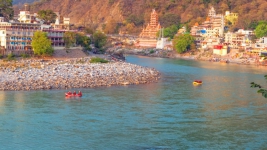Lockdown di India Membuat Sungai Terkotor di Dunia, Sungai Gangga Mendadak Jernih