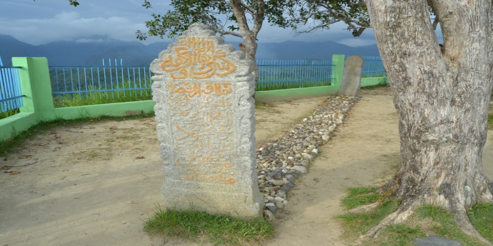 Misteri Jumlah Anak Tangga dari Makam Papan Tinggi Barus yang Sampai saat ini Belum Dapat Dipastikan Jumlahnya