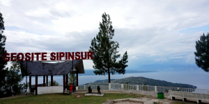 Geosite Sipinsur Spot Cantik yang Cocok untuk Milenial Melihat Keindahan Danau Toba