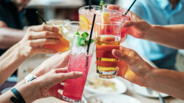 5 Minuman Penghilang Dehidrasi Saat Buka Puasa. Nomor 3 Paling Nikmat