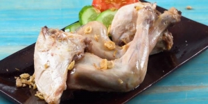 Ayam Pop Khas Padang, Menu Sahur dengan Keluarga,  Gurih dan Lembut di Mulut
