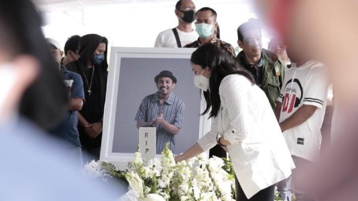 40 Hari Glen Fredly Meninggal, Mutia Ayu Sebut Cinta Kita Abadi