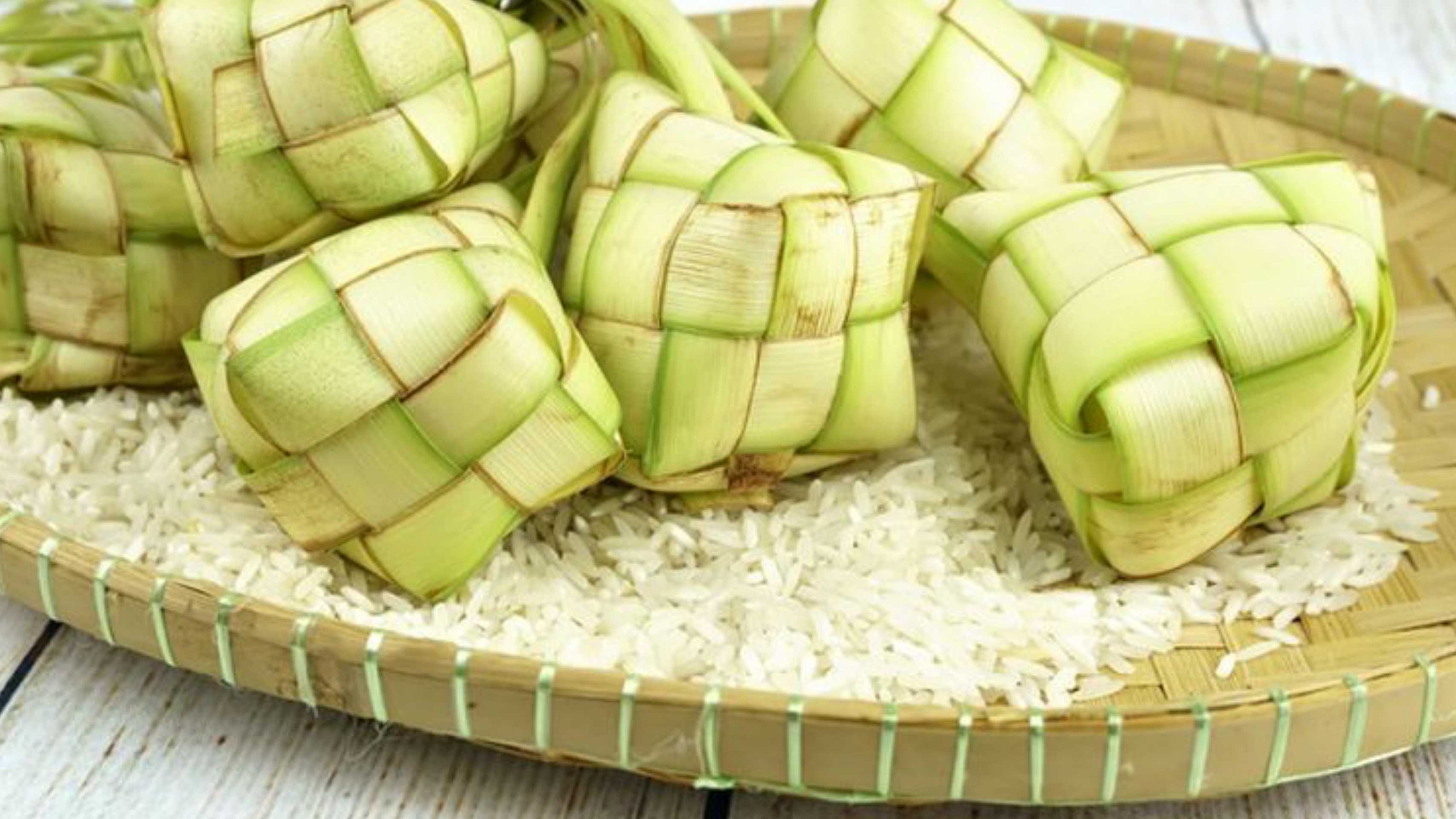 Simak Ini 3 Cara Membuat Ketupat Tidak Cepat Basi