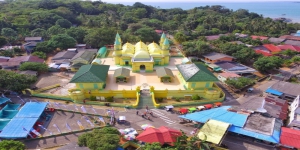 Pulau Penyengat, Wisata Religi Minyampan Mitos Dilarang Berkunjung dengan Pacar