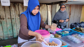 Enaknya Celimpungan Ikan, Takjil Berbuka Puasa Favorit Warga Palembang