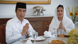 Ucapkan Selamat Idul Fitri di Tengah Corona, Jokowi: Bersama Kita Lewati Ujian Ini