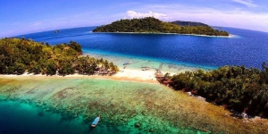 Pulau Pamutusan, Destinasi Wisata Indah yang Biki Malas Pulang di Sumatera Barat