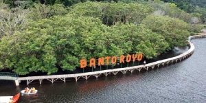 Banto Rayo, Destinasi Wisata Alam yang Instagramable di Sumatera Barat