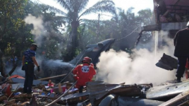 Pesawat TNI Jatuh di Permukiman di Kampar, Riau
