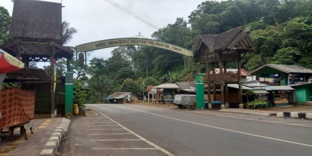 Gunung Halat, Tempat Pertempuran Makhluk Besar dan Sakti Bernama Tilan dan Marlung