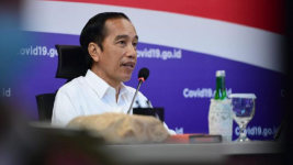 Jokowi Minta Pejabat yang Korupsi Dana Corona Disikat