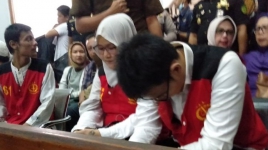 Aulia Kesuma Divonis Mati, Ujung Kasus Pembunuhan Suami Demi Bayar Utang 10 Miliar Rupiah