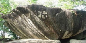 Batu Bagga di Sulteng, Menyimpan Legenda Jelmaan Perahu Bagga, Benarkah?