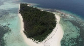 Warga Mamuju Ini, Jual Pulau Malamber Seharga Rp. 2 Miliar, Kok Bisa ya?