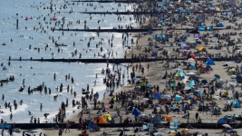 Pantai Bournemouth dan Sandbanks Akan Ditutup Lagi, Setelah Didatangi Ribuan Pengunjung