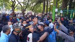 Mahasiswa Papua Demo di Makassar Sulsel Dihadang serta Dibubarkan Ormas