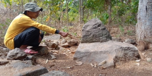 Batu Kursi di Cirebon, Ramai Dikunjungi Calon Kepala Desa saat Jelang Pilkades untuk Meminta Kemenangan