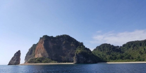 Pulau Nusa Barong di Jember, Objek Wisata Indah Disebut-sebut Sarang Makhluk Gaib, Benarkah?