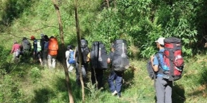 Pendaki Hilang 31 Jam, dan Ditemukan Hampir Telanjang