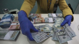 Rupiah ke Rp14.440 per Dolar Akibat Kenaikan Cadangan Devisa