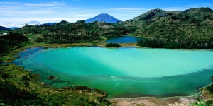 Kisah Misteri Telaga Warna Dieng yang Airnya Berubah Warna dan Menjadi Tempat Mandi Para Dewi di Jawa Tengah