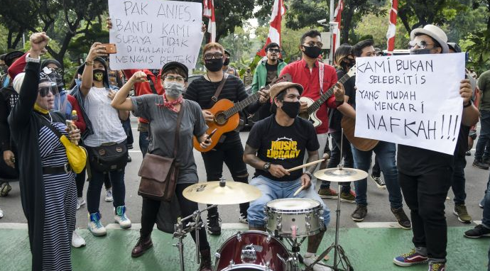 Lesu Selama Pandemi, Pemprov DKI Bantu Musisi dengan Surati Cafe Agar Musisi Bisa Tampil Secara Online