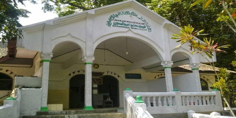 Makam dan Gua Pamijahan di Tasikmalaya ini Disebut-sebut Dapat Tembus Menuju Makkah, Benarkah?