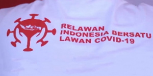 Relawan Indonesia Bersatu Sumbang 5.620 APD ke Tim Medis di Bekasi