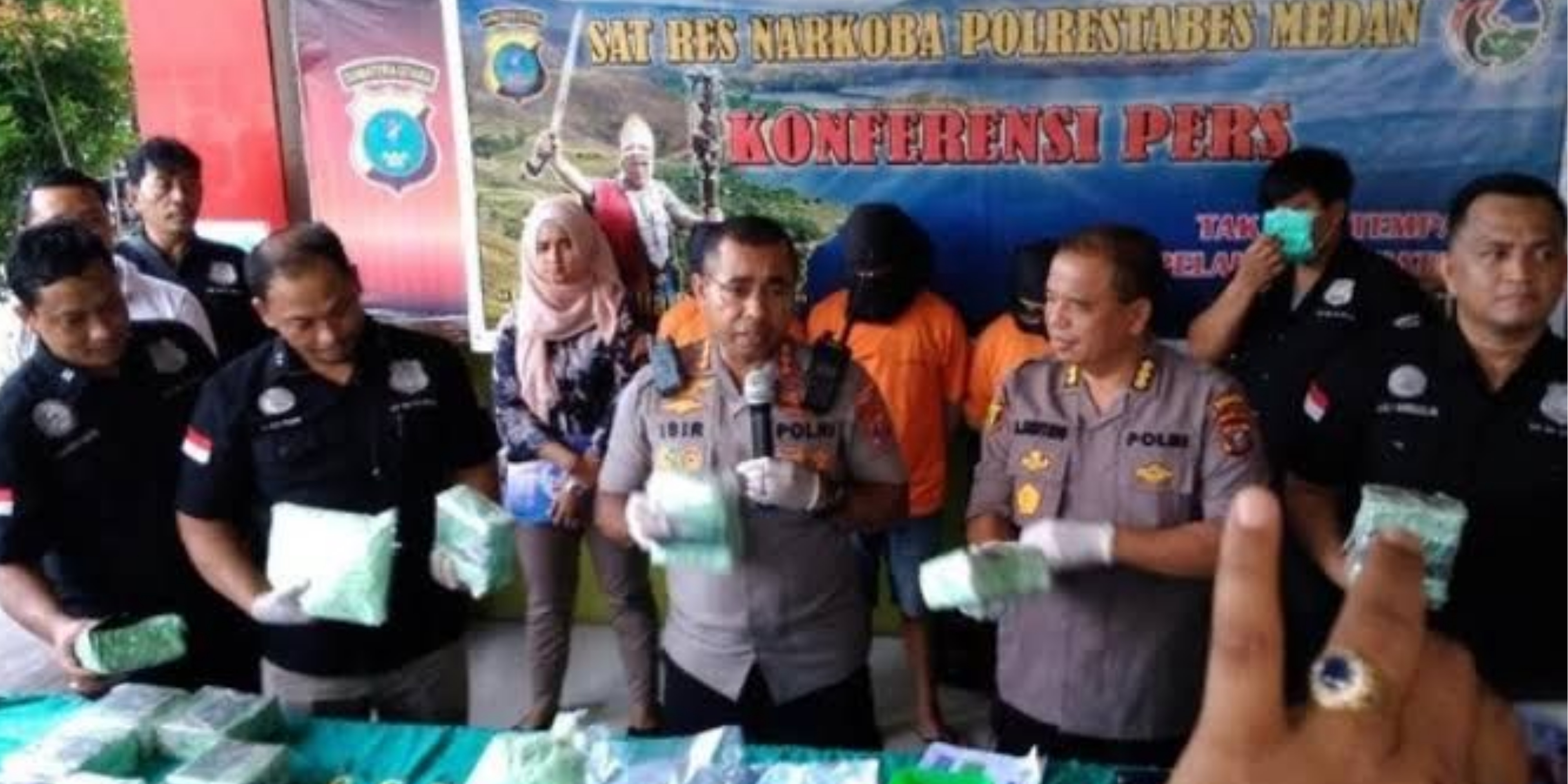 Empat Kurir Narkoba Medan Ditangkap, Satu Ditembak Karena Melawan