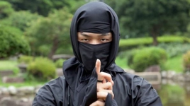 Keren Genichi Mitsuhashi Satu-satunya Orang Pertama yang Lulus dengan Gelar Sarjana Ninja