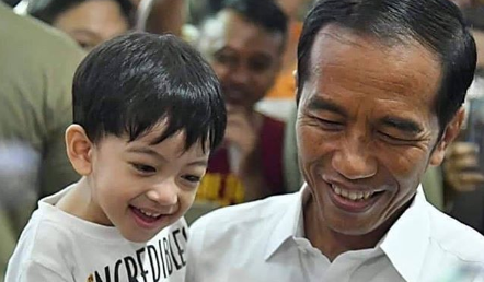 Cucu Keempat Jokowi Lahir, Ini Namanya
