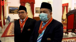 Fahri Hamzah Tetap Jadi Pengkritik Jokowi Meski Diberi Bintang Tanda Jasa