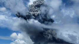 Waduh, Gunung Sinabung Erupsi Lagi, Kelima dalam Hari Ini