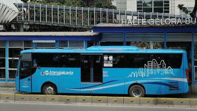 Semarakan HUT ke-75 RI, Bus Transjakarta Siarkan Lagu Indonesia Raya