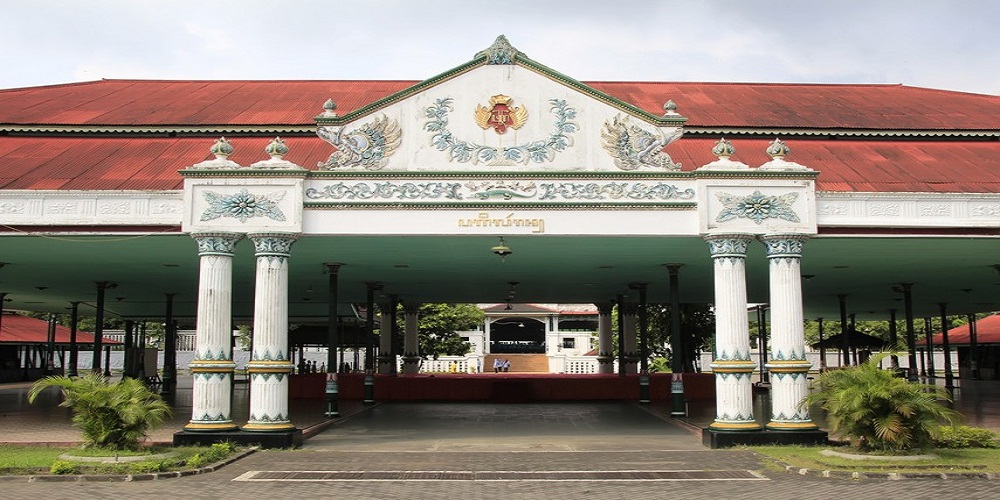 Ini Beberapa Motif Batik yang Haram dipakai Orang Biasa Saat Masuk ke Keraton Yogyakarta