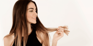 5 Tips Mengatasi Rambut Bercabang, Ampuh dan Alami!