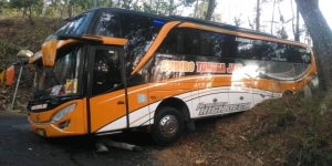 Cerita Misterius Bus Pariwisata Sudiro Tungga Jaya Tersesat di Hutan Tunggangan Wonogiri